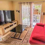 Independent Garden Pool &