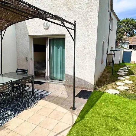 Independent Garden Pool & *